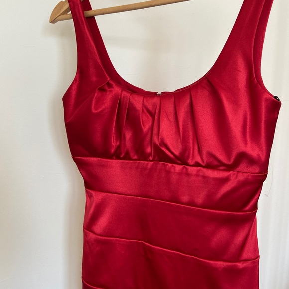 Bisou Bisou Formal Satin Red Dress - Picture 3 of 5